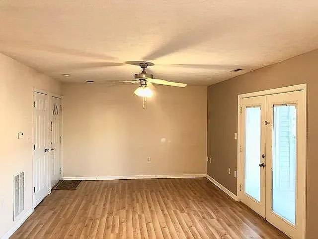 51 Port Robert Dr #B — Photo 6