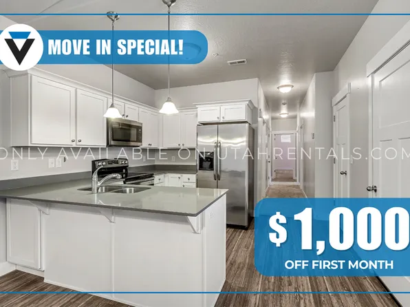 42 W Silver Springs Dr, Vineyard, UT 84059
