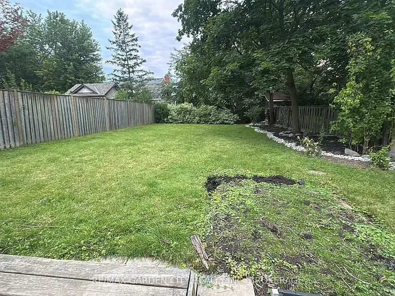 56 South Dr — Photo 36