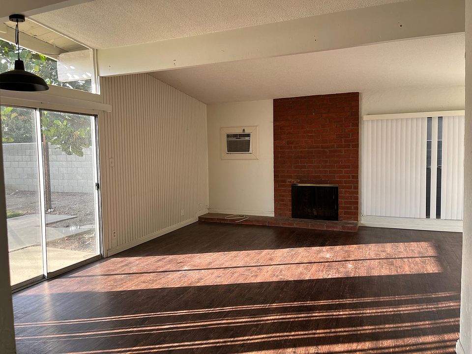 2nd image of 1017 S Farber Ave