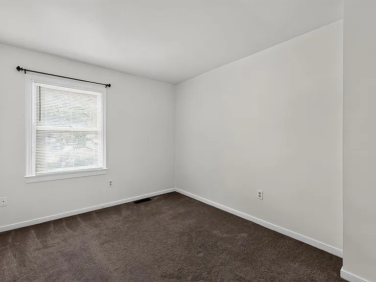 1512 Lakeview Ave — Photo 18