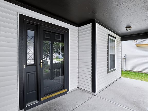 4th image of 5439 Lake Boggs St