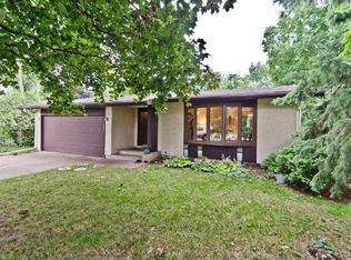 299 2nd Ave SE, New Brighton, MN 55112