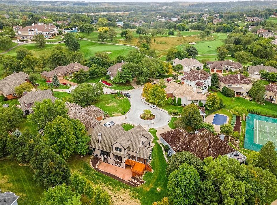 5519 Glen Oaks Poin, West Des Moines, IA 50266 MLS 660798 Zillow