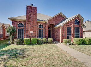 1310 Chatsworth Ln, Rowlett, TX 75089