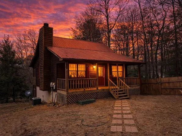 8 Virginia Ln, Blairsville, GA 30512