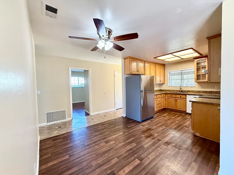 2810 Gavilan Ct — Photo 5