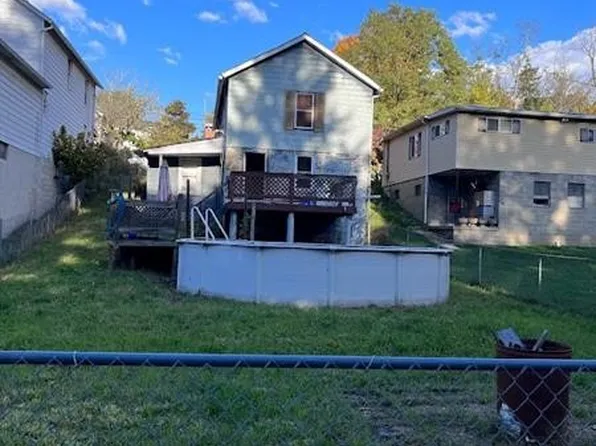 104 Helen St, Bentleyville, PA 15314