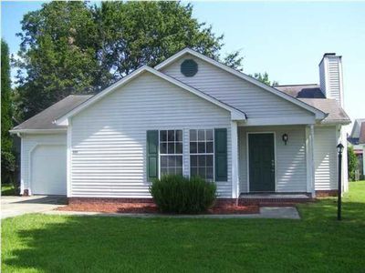 269 Okehampton Dr, Goose Creek, SC, 29445