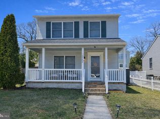 7850 E Shore Rd, Pasadena, MD 21122