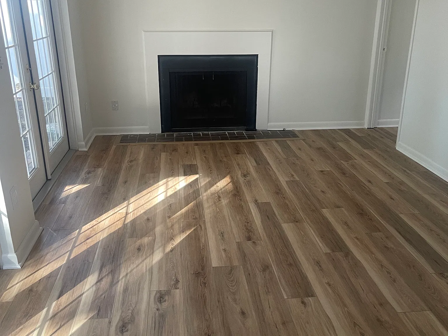 3210 W De Leon Street — Photo 3