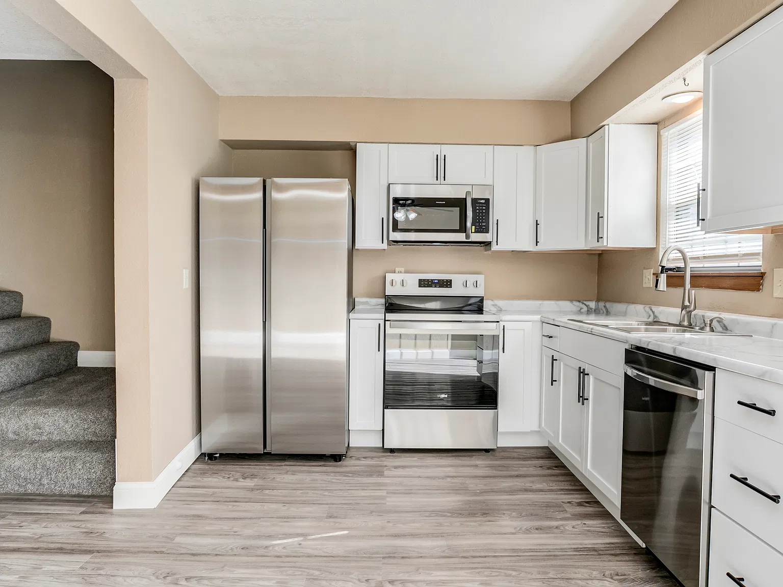 2 bed, 1.5 bath, 1162 sqft, $1,575 — Photo 4