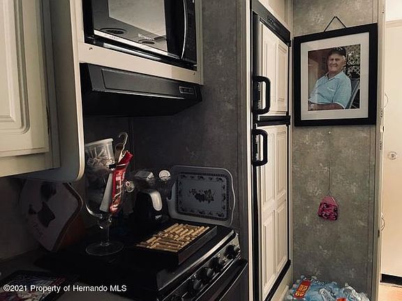 5th image of 9329 Stingray Dr
