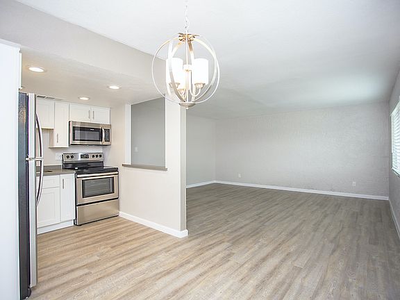 5th image of 1601 W Missouri Ave #4