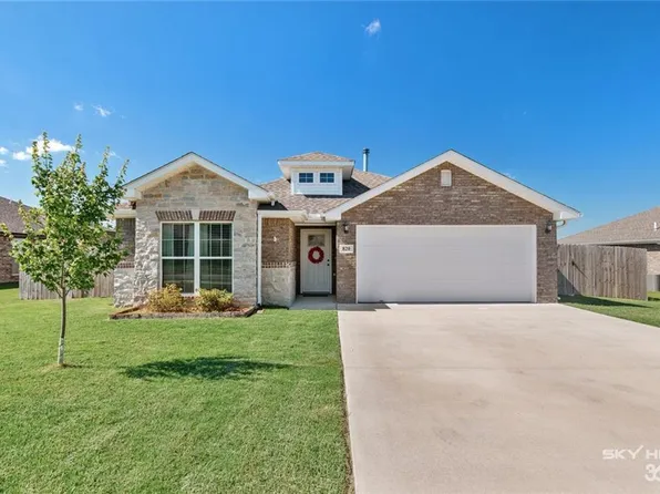 820 NW 63rd Ave, Bentonville, AR 72713