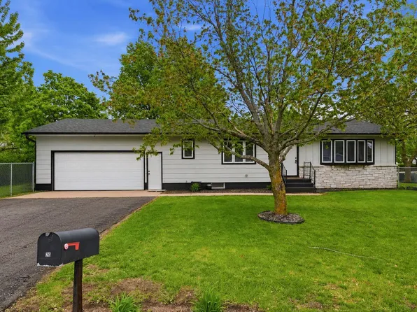 26 4th Ave SE, Saint Joseph, MN 56374