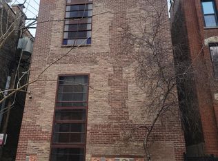160 W Burton Pl APT 1R, Chicago, IL 60610