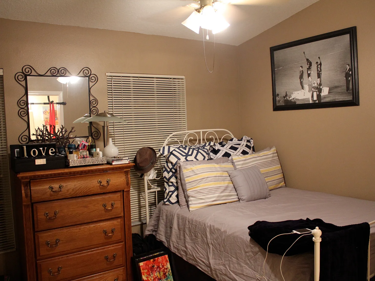 1317 Throckmorton Dr — Photo 3