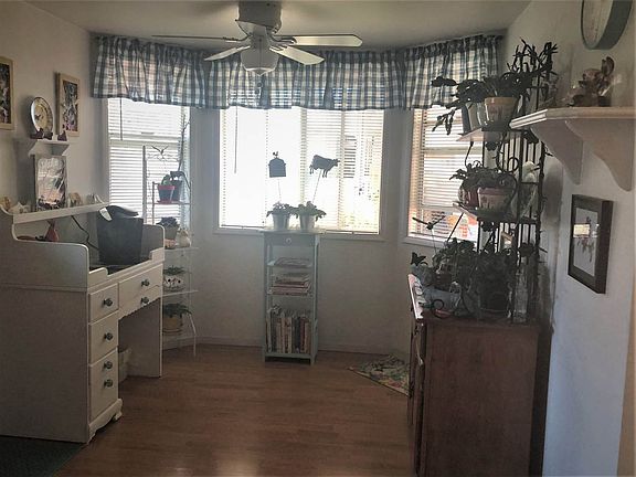 5th image of 1610 Bethesda Way