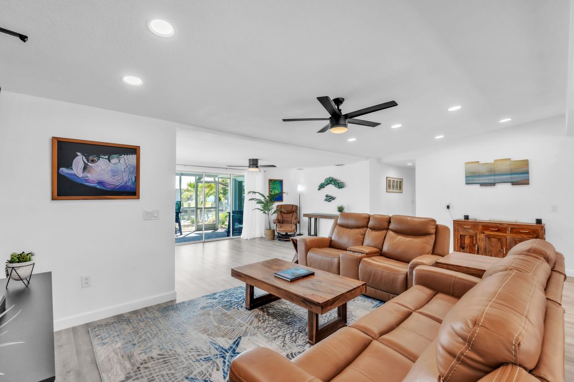 next background image