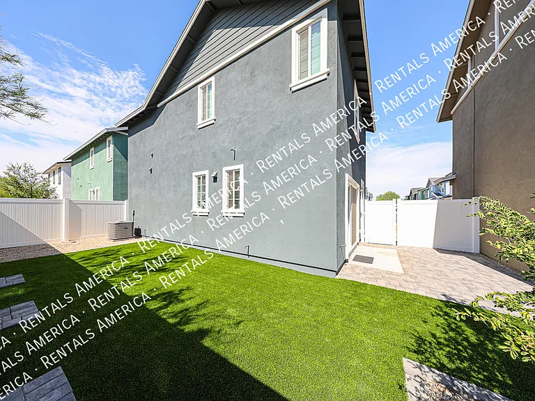 16875 N 12th St #33 — Photo 53
