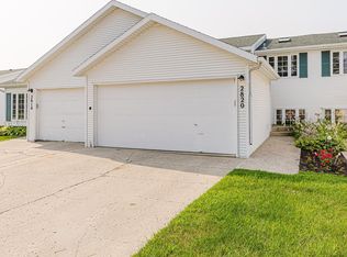 2820 35th Ave S, Fargo, ND 58104