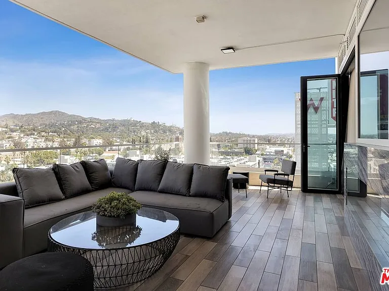 6250 Hollywood Blvd — Photo 6