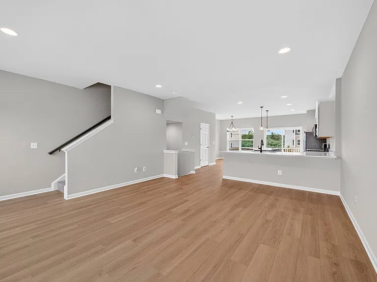 109 Gelding Way — Photo 7