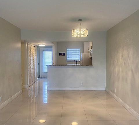 4th image of 2860 SW 22nd Ave APT 406