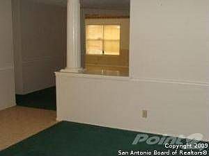 4th image of 3820 Davenport