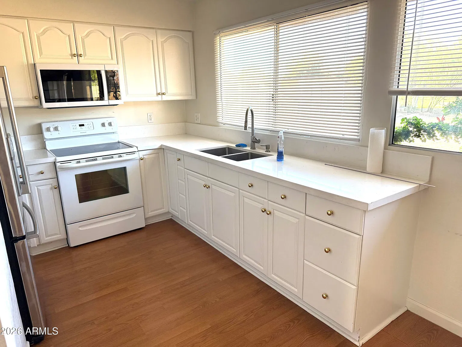 4 bed, 2.0 bath, $3,100 — Photo 2