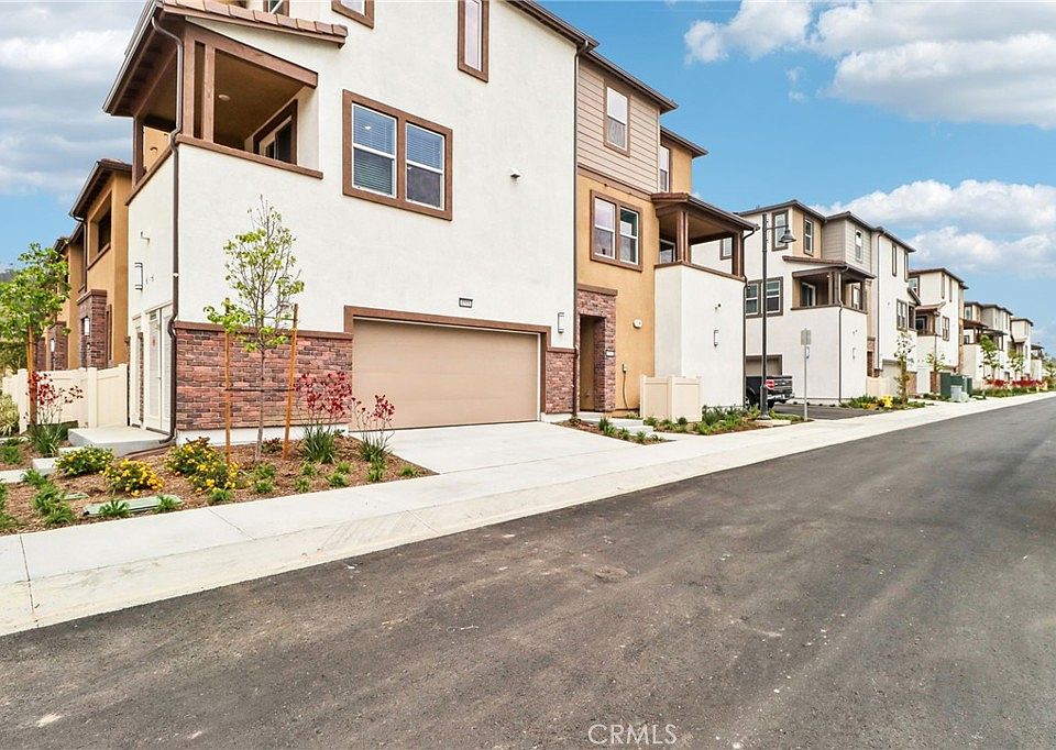 1st image of 1555 Stratus Dr