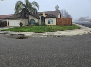 2140 Denali Park Ct, Newman, CA 95360