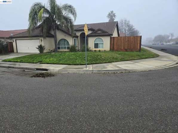 2140 Denali Park Ct, Newman, CA 95360