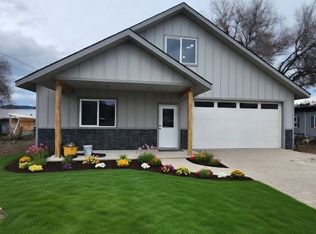 906 S 4th Ave, Plains, MT 59859