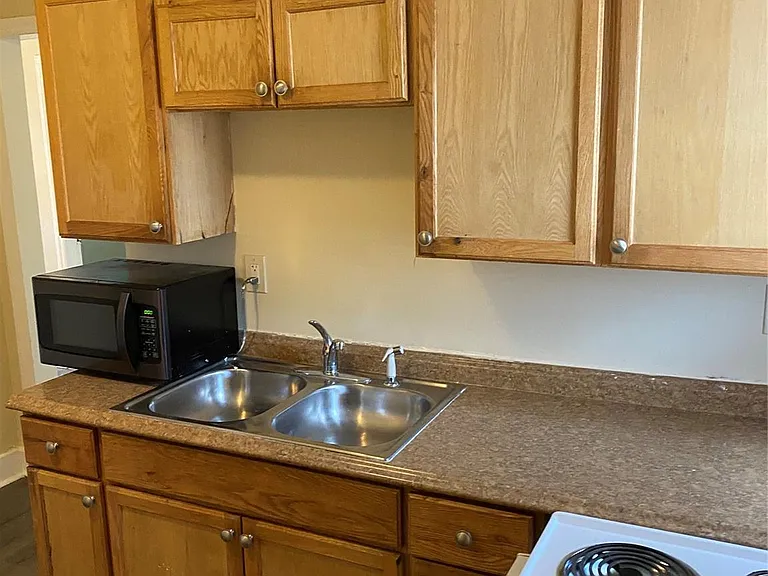 3100 Zircon St #1 — Photo 7