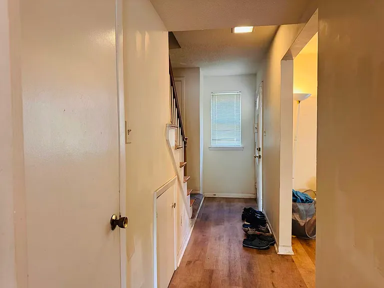 2311 Champion Ct — Photo 11