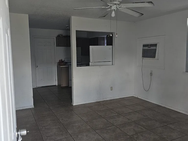 1849 7th St SW #24 — Photo 11