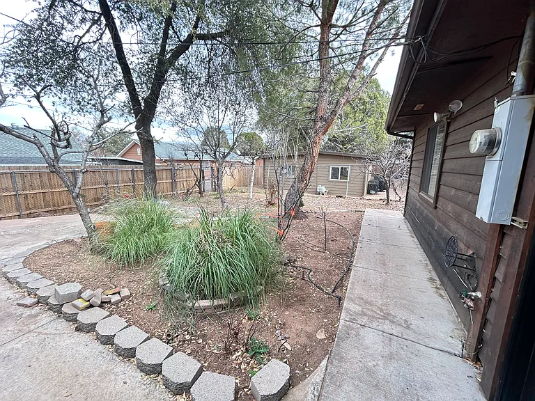 E Wagon Wheel Cir — Photo 8
