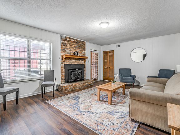 4th image of 5627 Tulip Tree Dr