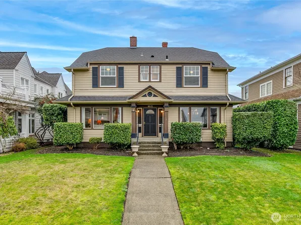 1005 Grand Avenue, Everett, WA 98201