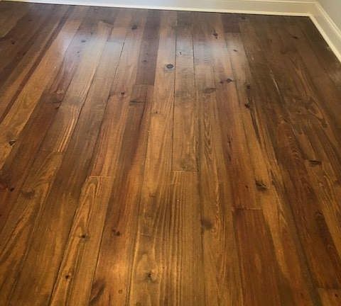 Gorgeous hardwood floors thru out!