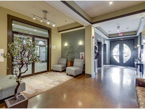 4th image of 3000 Vanderbilt Pl APT 400