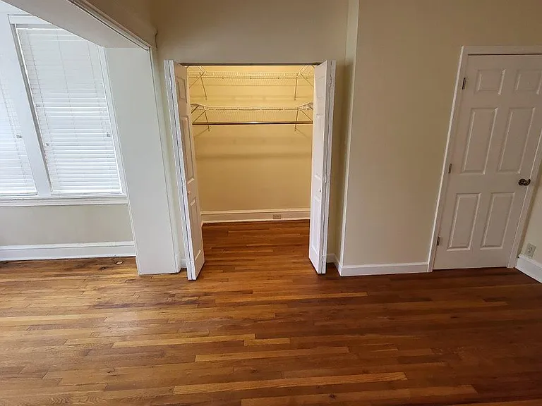 Front bed