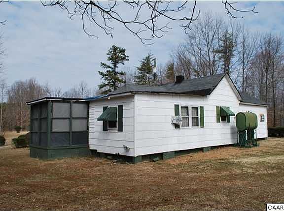 5th image of 354 Cloverleaf Dr