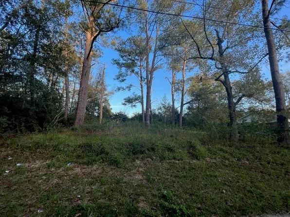 67 Marty St, Quincy, FL 32351