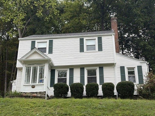 1st image of 34 Saint Elmo Rd