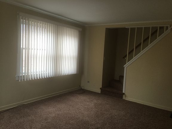 3rd image of 5123 S Leamington Ave