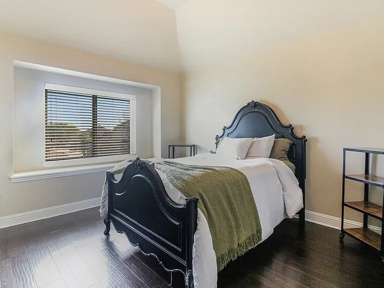 230 Sandy Way — Photo 29