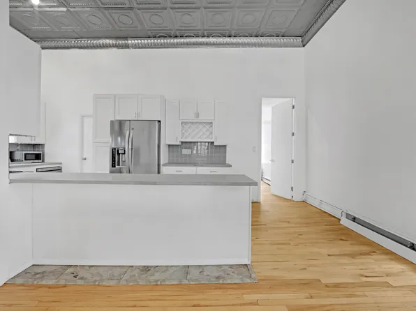 78 Grand Street image 2 of 15
